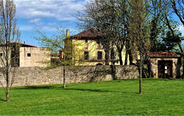 Asesoría y mentoría para el equipo del centro de residencias El Palacio
